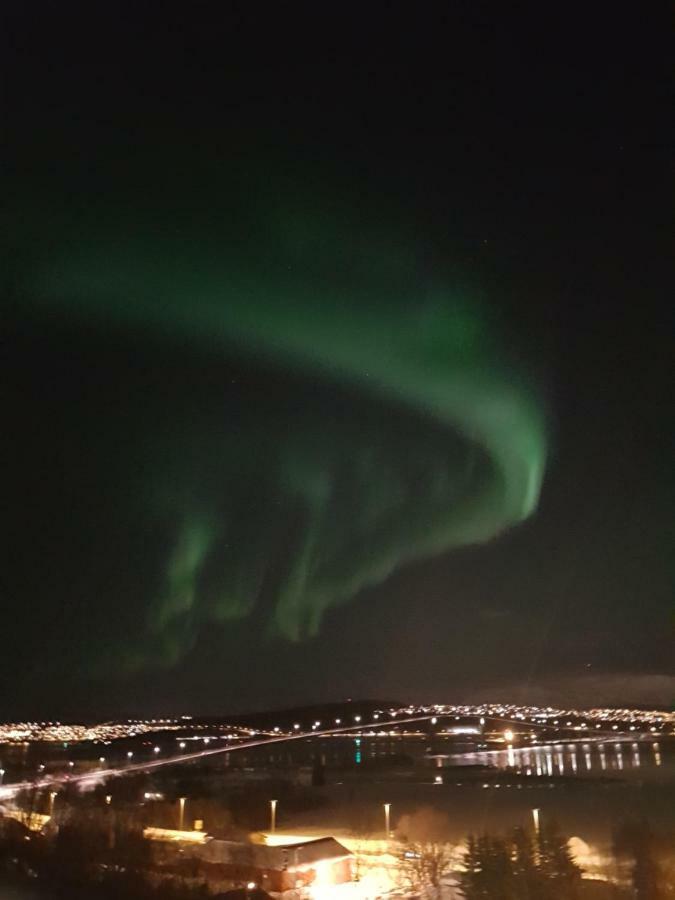 Apartment Near The Airport Tromsø Esterno foto