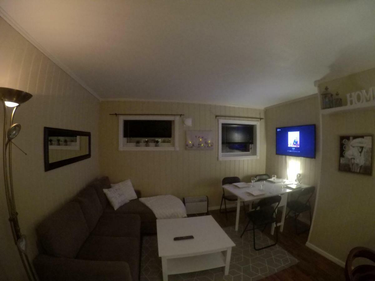 Apartment Near The Airport Tromsø Esterno foto